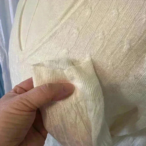 J. Crew Womens Deep V-Neck Cable Knit Sweater Cream Linen Size Medium. Side Slit - Picture 3 of 7